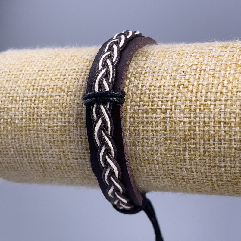 Armband aus braunem Öko-Leder, Länge 18–25 cm, Breite 12 mm, braun, mit Kordelzugverschluss