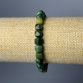 Armband assortiert aus facettierten Natursteinen – Würfel-Durchmesser ca. 7,5 mm, Länge 18 cm (Stretcharmband)