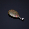 Tropfenanhänger aus Heliotrop, 2,5×1,7 cm