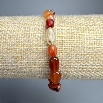 Armband aus Karneol, facettierte Natursteinperlen, Durchmesser 7x12 mm ±, Länge ca. 18 cm ± (Stretch)