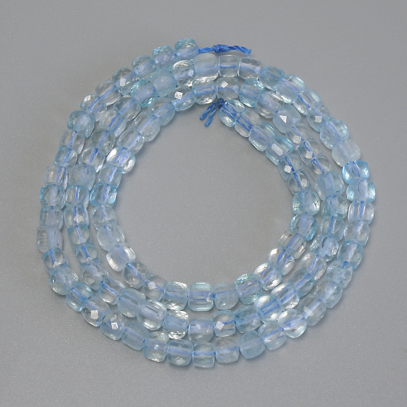 Topaz Beads, Faceted Cube, 4x4 mm, 40 cm Length on Thread
