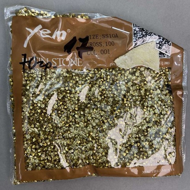 Yellow rhinestones, 3 mm diameter (±), packaging 70 g (±)
