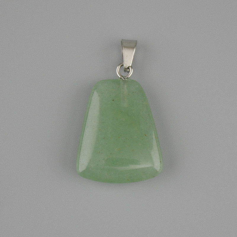 Jade Pendant, Trapezoid 17×21 mm+-, length 30 mm+