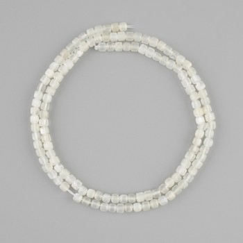 Adularia Beads, Faceted Cubes 3x3 mm, Length approx. 39 cm