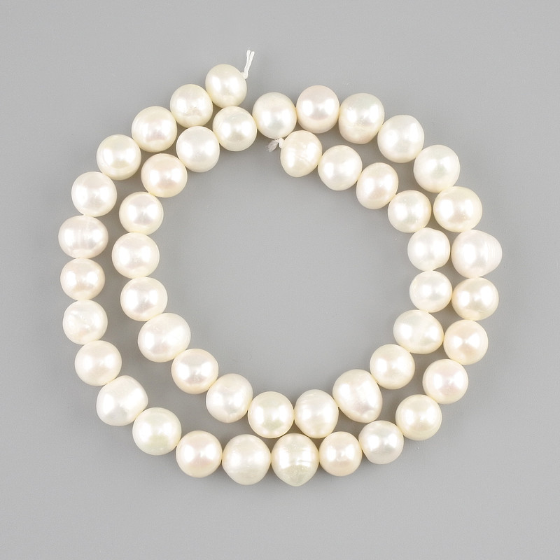 Freshwater Pearl Beads on Thread, 8-9 mm diameter, 5x7, 5-8, 5 mm ± on thread, length 36 cm+