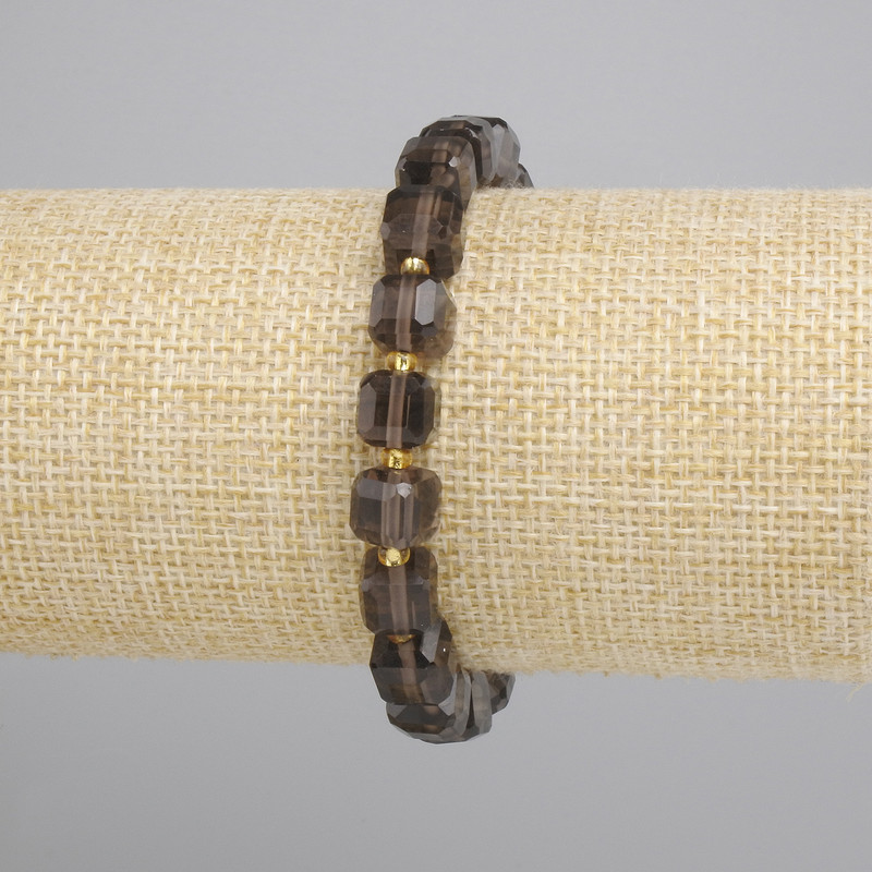 Smoky Quartz Bracelet, faceted cube, diameter 8x8mm+- seed beads 3mm+-, length 18cm+- stretch