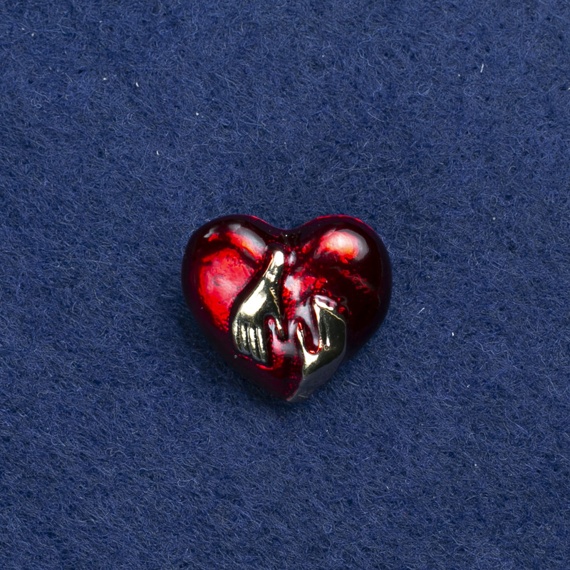 Sale! Heart Brooch - Gold-Tone Metal and Enamel 20x18mm +