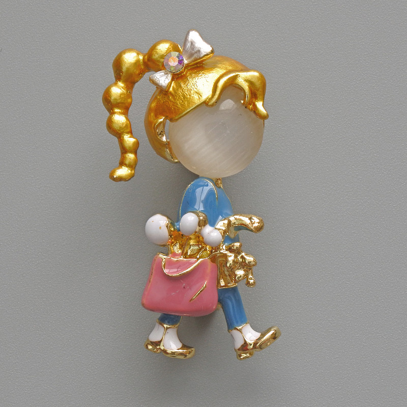 Brooch pendant 'Girl' with white cat's eye, pink and blue enamel, gold-tone metal 16x35mm
