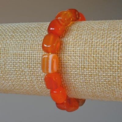 Браслет Агат помаранчевий натуральний камінь брусок, діаметр 9х12мм+-, довжина 18см+- (стрейч)