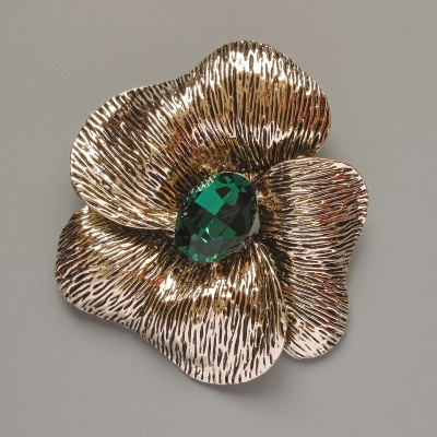 Брошка кулон Квітка зелений кристал світло-золотистий метал 55х63мм