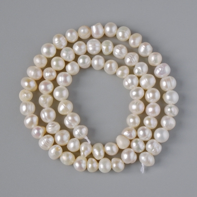 Намистини Річкові перли, діаметр 5,5х5мм+-, довжина 35см+- на нитці