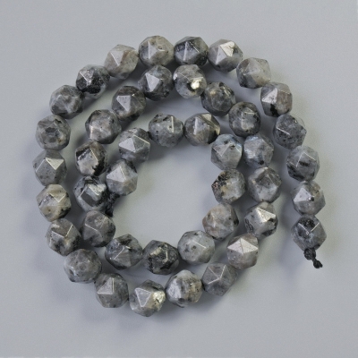 Намистини Лаврікіт натуральний камінь гранована кулька, діаметр 7х8мм+-, довжина 36см+- на нитці