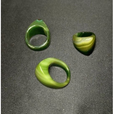Перстень із натурального каменю Агат зелений, висота 5-20мм, ширина 3-10мм, діаметр 20мм