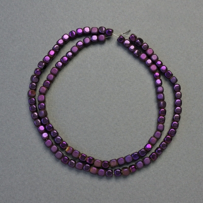 Намистини Гематит кубики колір фіолетовий, діаметр 4х4мм+-, довжина 40см+- низка