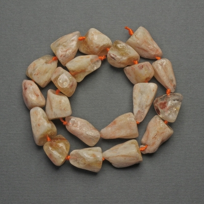 Намистини Цитрин галтівка, діаметр 20-25х14мм+- на нитці, довжина 41см+