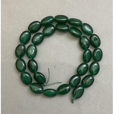 Намистини Хризопраз овал, діаметр 13х10мм+-на нитці, довжина 39см+