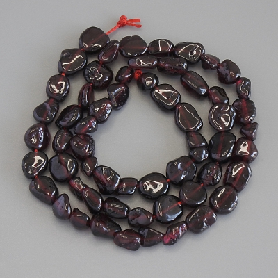 Намистини Гранат галтівка, діаметр 5-8х5-7мм+-, довжина 41см+- на нитці