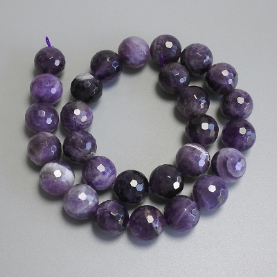 Намистини Аметист гранована кулька, діаметр 14мм+- на нитці, довжина 39см+