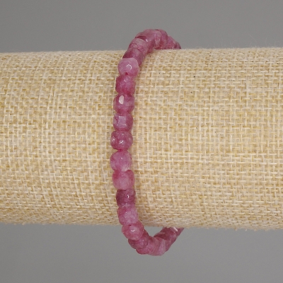 Браслет Турмалін гранований кубик, діаметр 5х5мм+-, довжина 18см +- стрейч