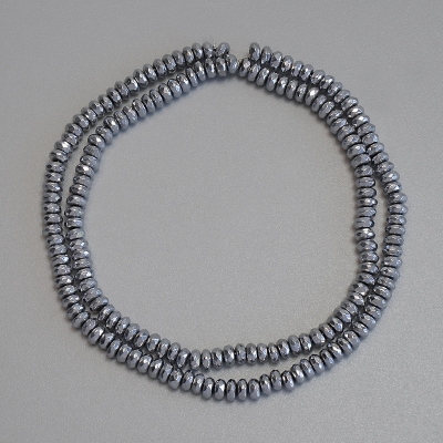 Намистини Гематит колір срібло гранований рондель 4х2мм+- на волосіні, довжина 38см+