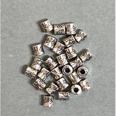 Фурнітура намистина вставка колір металу срібло, діаметр 4х3мм+- отвір, діаметр 2мм+- фасування 20 грам (~110шт. )