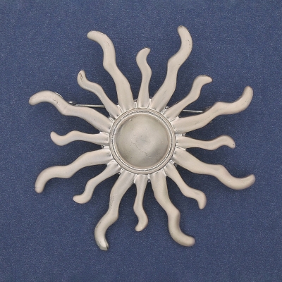 Брошка Ярило срібляста матова емаль сріблястий метал 69мм+