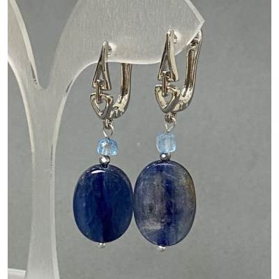 Сережки Кіаніт овал 18х13мм+- Топаз гранований кубик, діаметр 4мм+, довжина 43мм+