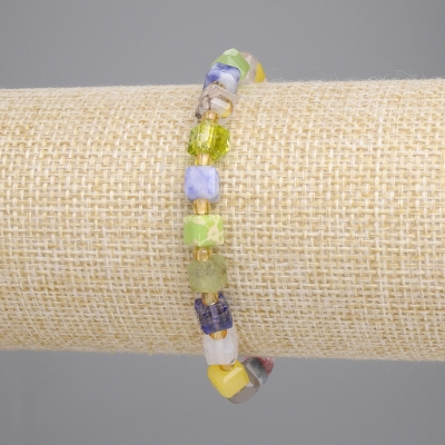 Браслет Асорті( Яшма Агат Турмалін) гранований кубик 6х6мм+-, довжина 18см стрейч