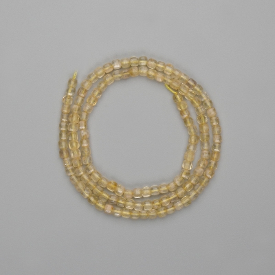 Намистини Цитрин гранований кубик 3х3мм+-, довжина 39см+- на нитці