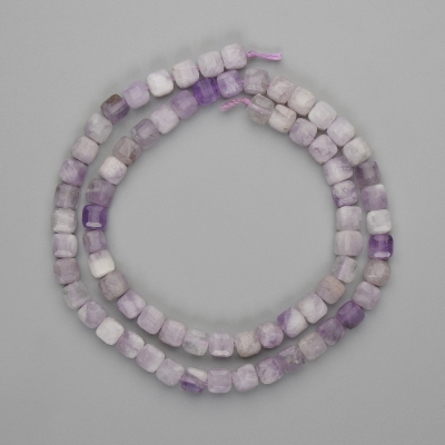 Намистини Аметист гранований кубик 5, 5х5, 5мм+-, довжина 39см+- на нитці