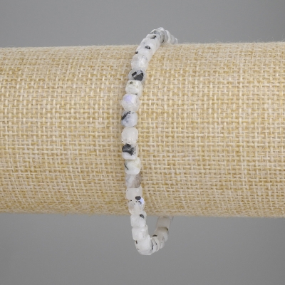 Браслет Адуляр гранований кубик, діаметр 4х4мм+-, довжина 18см+- стрейч Браслет Адуляр гранований кубик, діаметр 4х4мм+-, довжина 18см+- стрейч