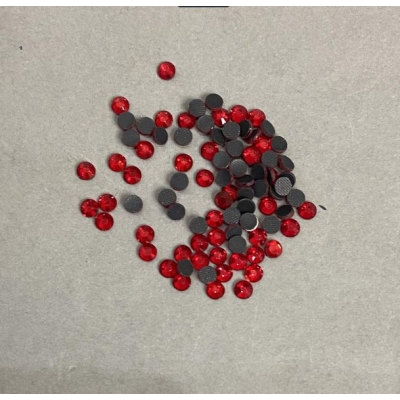 Стрази камінці холодної фіксації колір червоний, діаметр 4мм+- уп. /15гр (+ -)