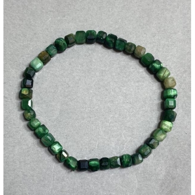 Браслет зелене Котяче Око гранований кубик 4х4мм+-, довжина 18см+- стрейч