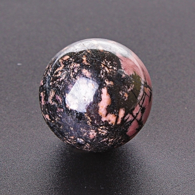 Куля сувенірна натуральний камінь Родоніт ціна за 100 грам (вага від 450грам)
