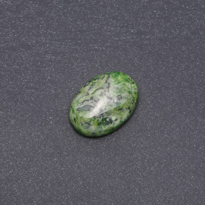 Кабошон камінь Яшма зелена (синт.) 25х18мм