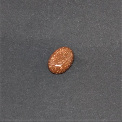 Кабошон з натурального каменю Авантюрин "золотий пісок" (прес.) 20х15мм