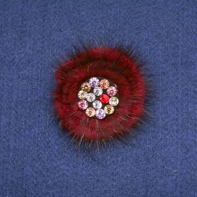Брошка з хутра норки бордо зі стразами, діаметр 60мм