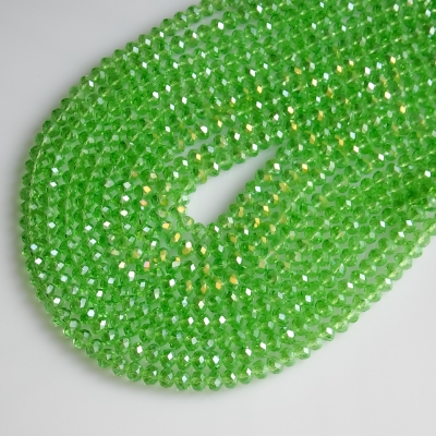 Намистини Чеський Кришталь прозоре світло зелене з напиленням "бензин" "рондель", діаметр 6х4мм нитка, довжина 40см