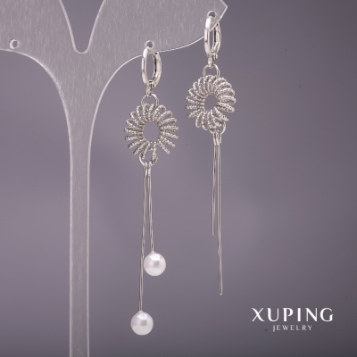 Сережки Xuping довгі асиметрія з перлами Майорка колір белий15х70мм родій