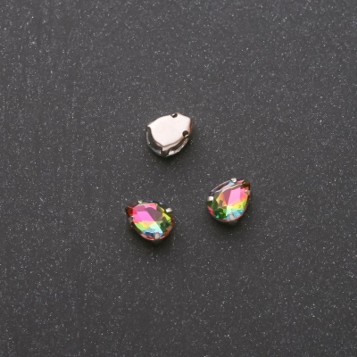 Пришивний кристал в цапі Крапля 6х8мм зелено-рожевий