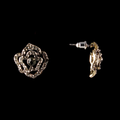 Сережки-пусети Троянди, темні стрази, метал під золото, 20мм