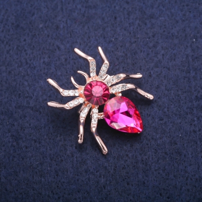 Брошка Павук з рожевими кристалами і білими стразами, золотистий метал 29х32мм