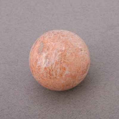Сувенірний камінь інтер'єрна куля Селеніт вага від 300грам ціна за 100 грам
