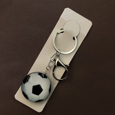 Брелок Спорт Футбольний м'яч 3D білий, сріблястий метал, довжина 10см