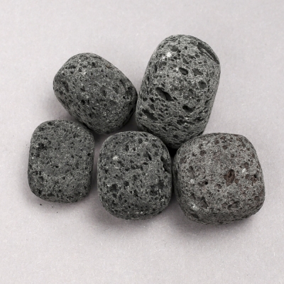 Сувенірні натуральні камені Лава, діаметр 22х20мм+- (фасування 100г.)