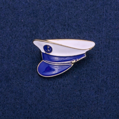 Брошка Капітанка з шевроном Якір біла і синя емаль 23х35мм, золотистий метал