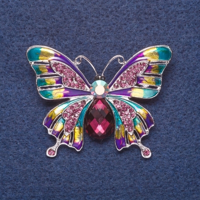 Брошка "Метелик" пурпурова емаль, колір металу срібло 3,5х5см