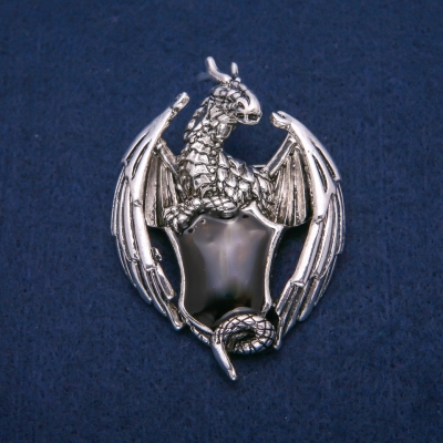 Брошка Кулон Геральдичний Срібний Дракон з чорною емаллю, сріблястий метал 49х68мм