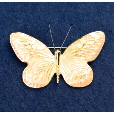 Брошка "Метелик" емаль персикового кольору, золотий колір металу 55х39мм