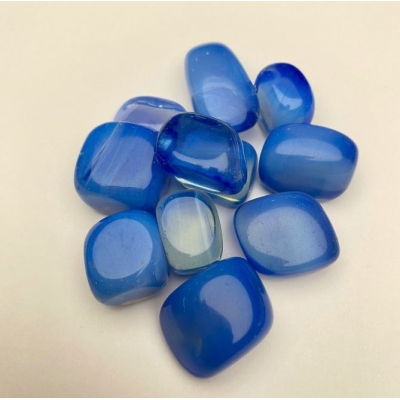Сувенірний натуральний камінь Синій агат галтування 23,5х18мм( +-) фасовка 100гр